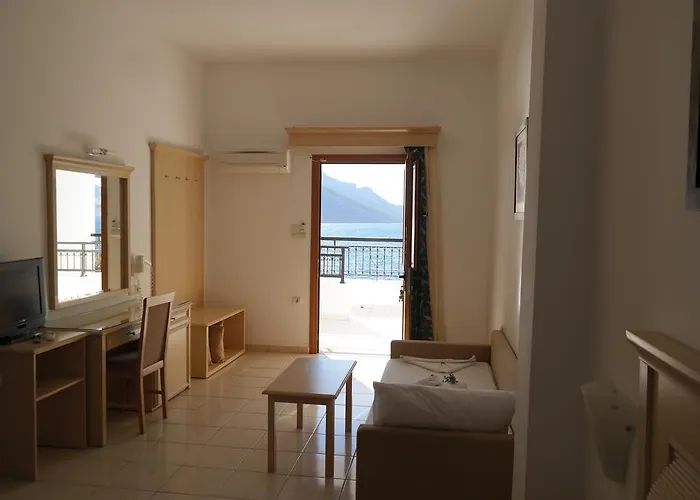 Continental Hotel 2*