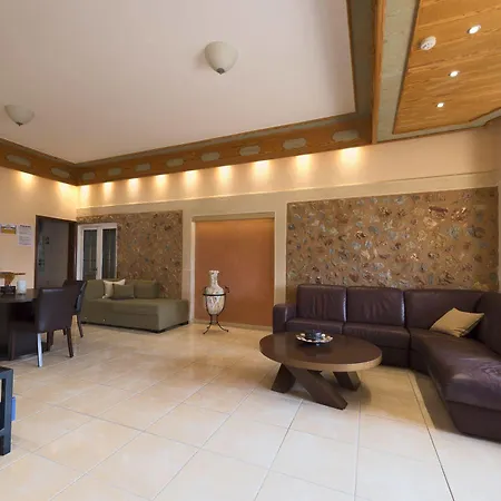 Continental Hotel 2*
