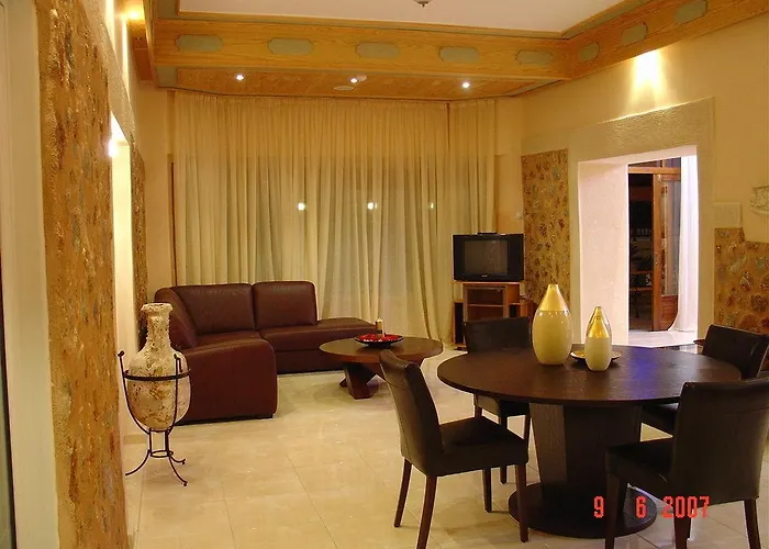 Continental Hotel 2*